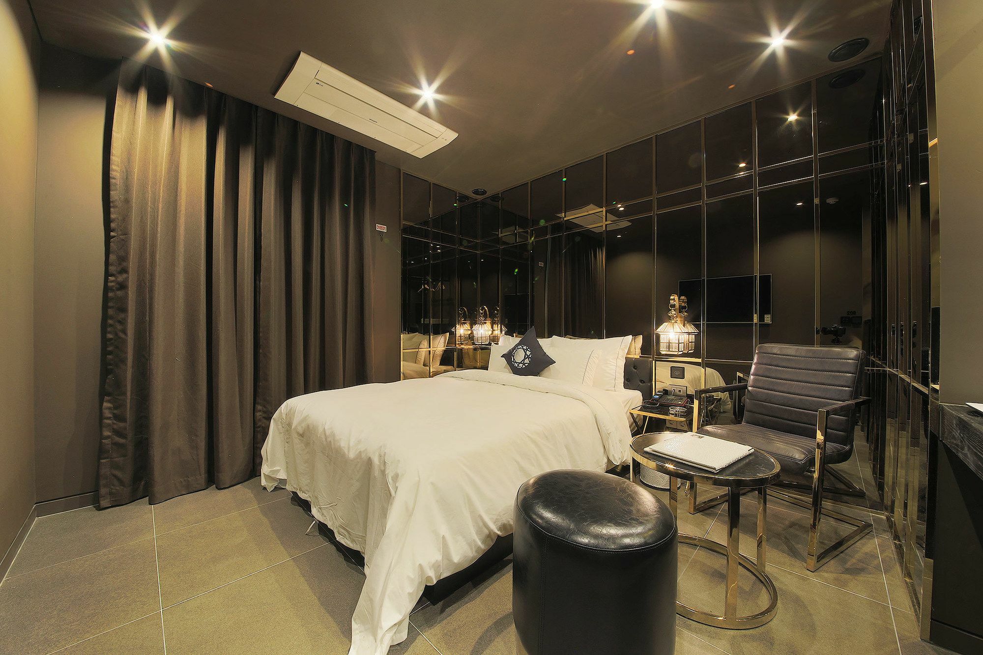 Hotel Cullinan 2 Geondae Сеул Экстерьер фото