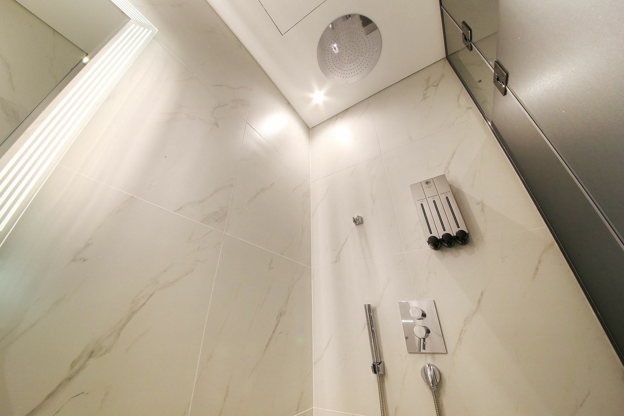 Hotel Cullinan 2 Geondae Сеул Экстерьер фото