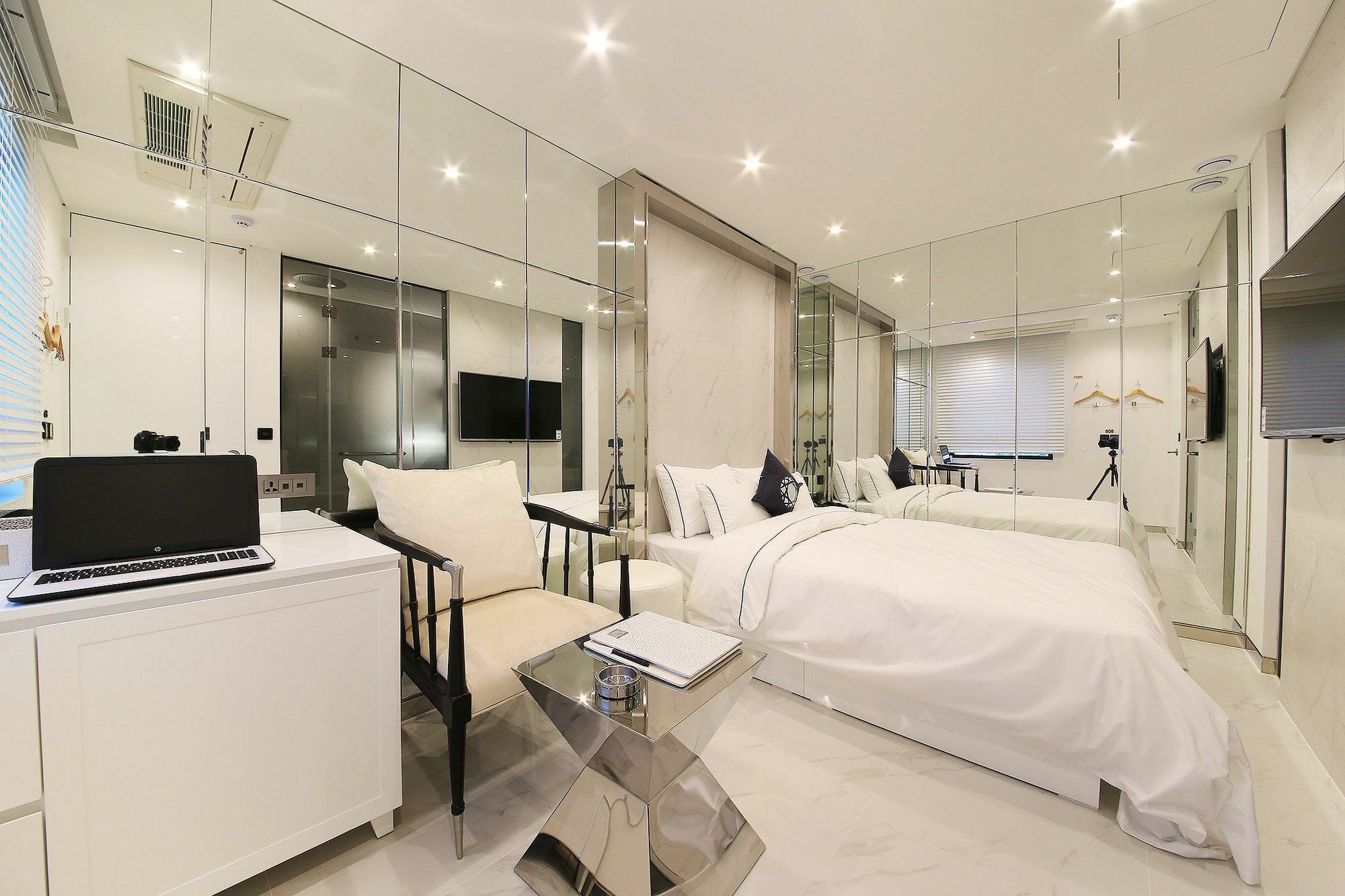 Hotel Cullinan 2 Geondae Сеул Экстерьер фото